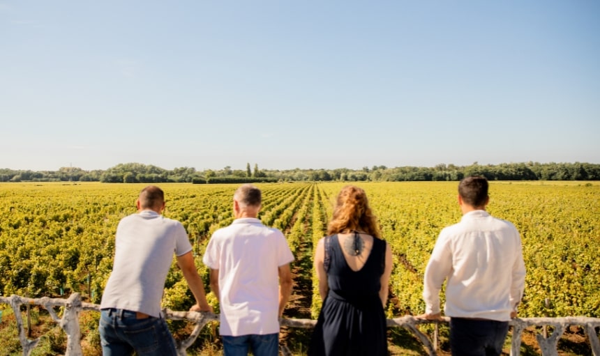 Visite et dégustation au Château Caillou près de Bordeaux dans une propriété familiale et Grand Cru Classé en 1855 en Sauternes et Barsac.